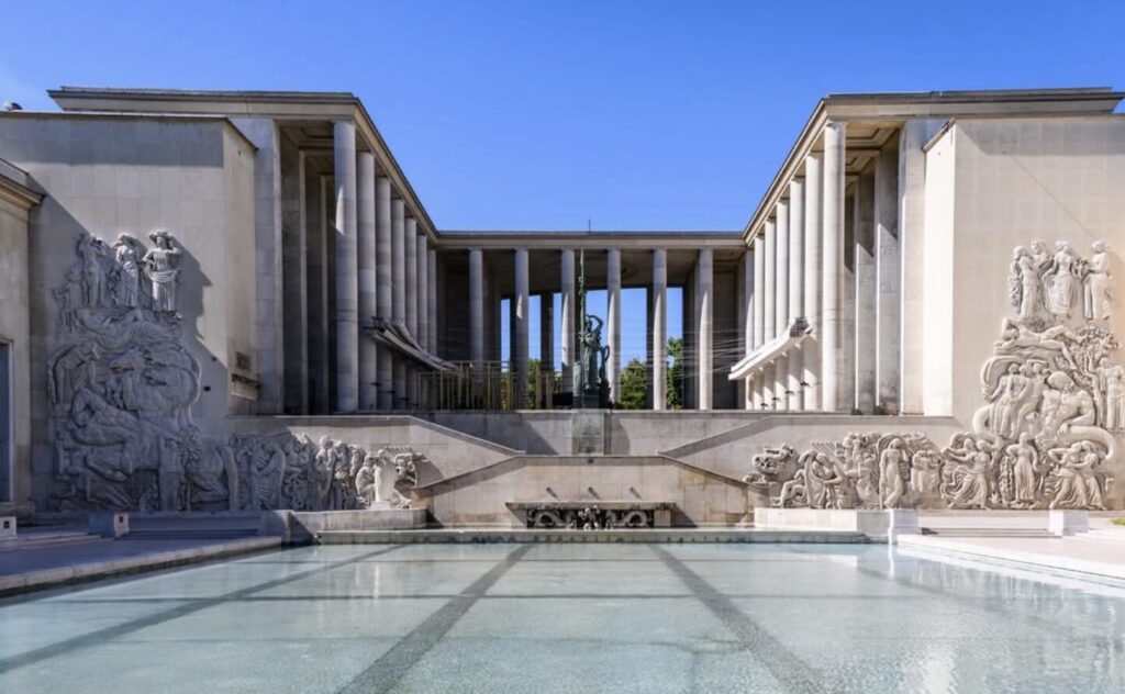 Façade du Musée d’Art Moderne de Paris